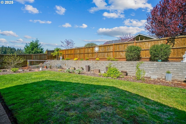1715 York Butte Ave, Salem, OR 97306 - view of yard with a fenced backyard