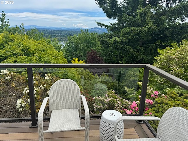 6442 SW Parkhill Dr, Portland, OR 97239 - view of balcony