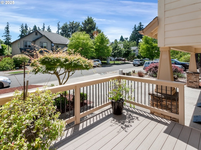 7913 SW Leiser Ln, Portland, OR 97224 - view of wooden porch