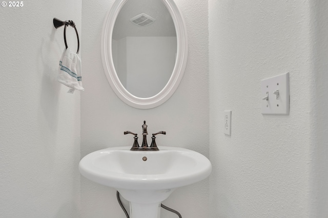 1819 SE 173rd Ave, Vancouver, WA 98683 - bathroom featuring a sink