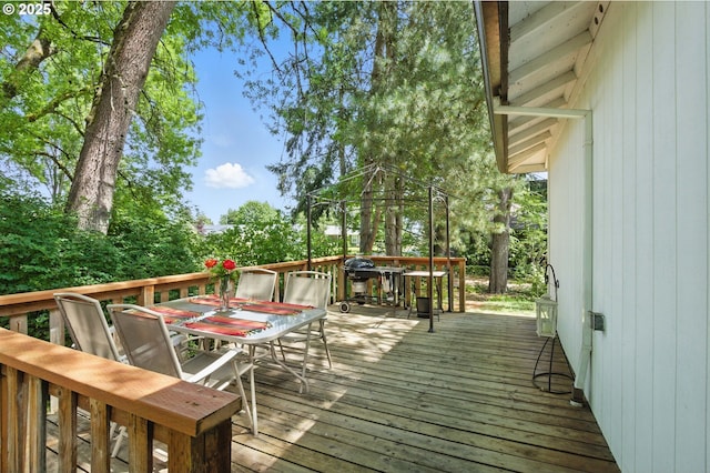 19985 SW Carlin Blvd, Beaverton, OR 97078 - deck featuring a gazebo and outdoor dining area