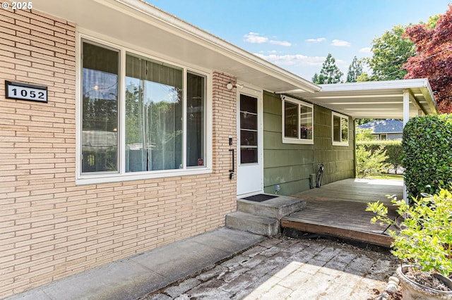 1052 Shamrock Dr SE, Salem, OR 97302 - view of wooden deck