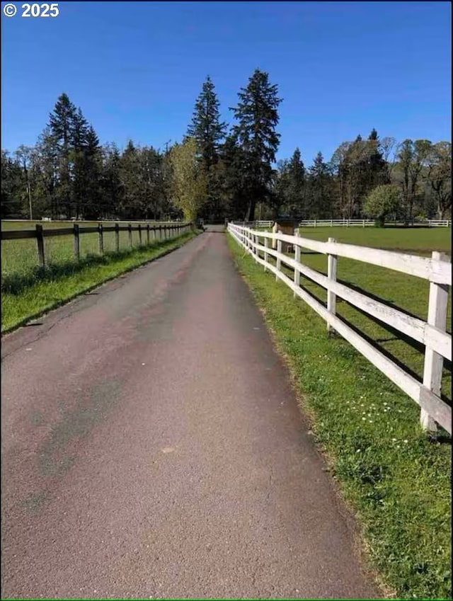 3484634844 Matthews Rd, Eugene, OR 97405 - view of road