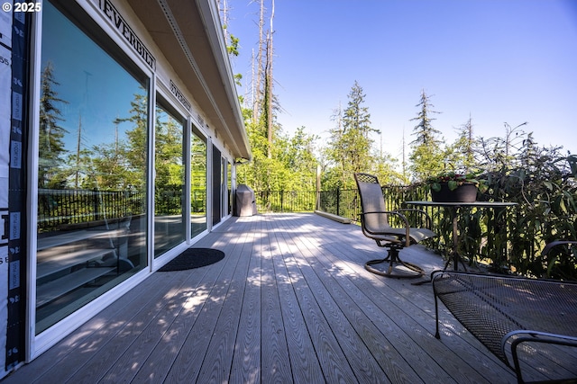 3484634844 Matthews Rd, Eugene, OR 97405 - view of wooden terrace