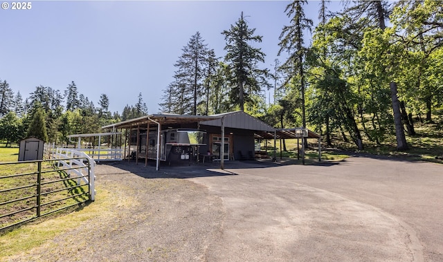3484634844 Matthews Rd, Eugene, OR 97405 - view of stable