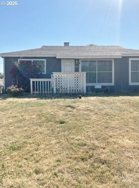 727 SW 28th St, Pendleton, OR 97801 - view of front of home featuring a front yard