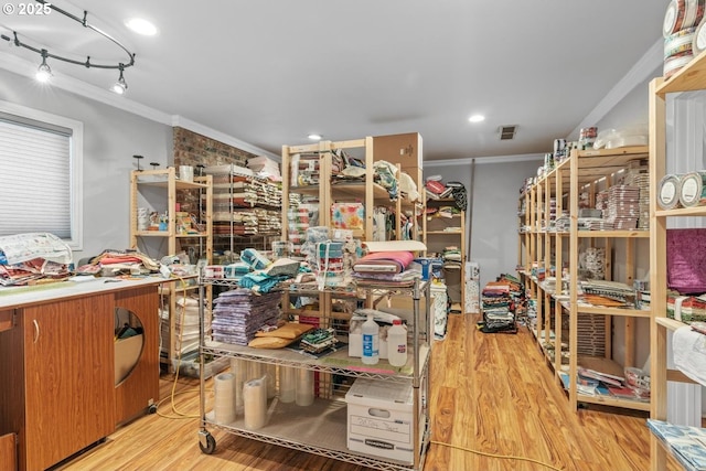 5944 SW Wilbard St, Portland, OR 97219 - view of storage