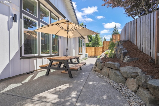 1236 Parkside Ave, Forest Grove, OR 97116 - fenced backyard with a patio and outdoor dining space