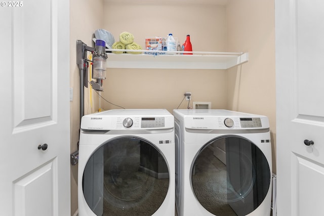 4952 SW Wentworth Ter, Beaverton, OR 97078 - clothes washing area featuring washing machine and dryer