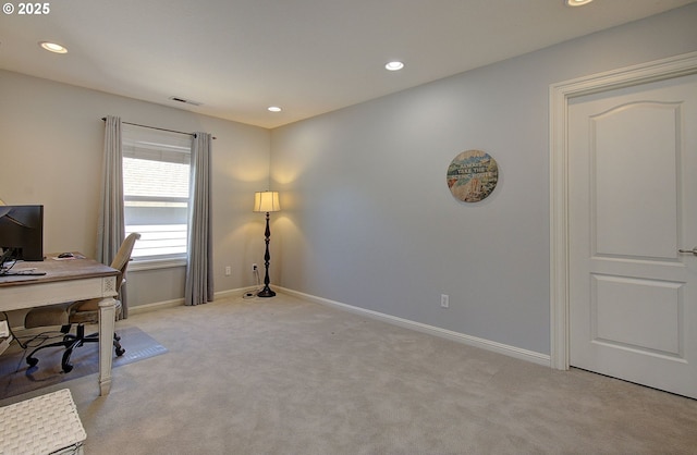 office with light carpet, baseboards, visible vents, and recessed lighting