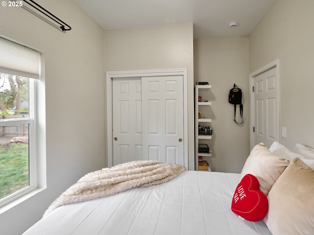 bedroom with a closet