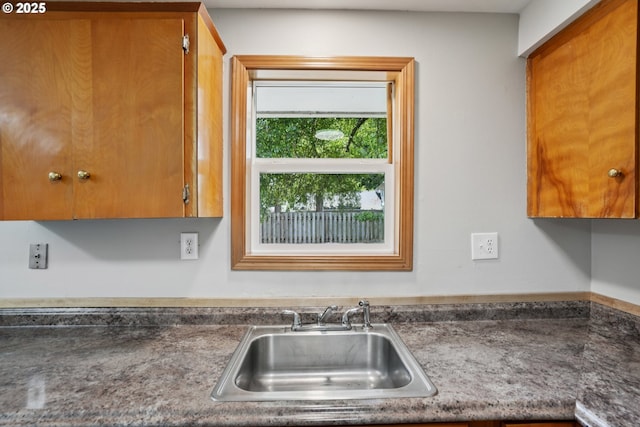 3259 SE 176th Pl, Portland, OR 97236 - kitchen with a sink