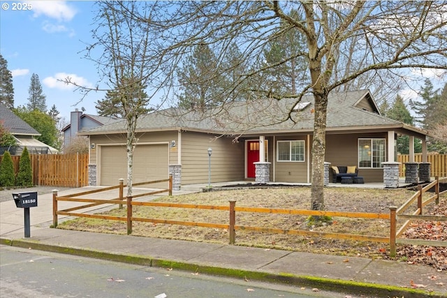 view of front facade with a garage