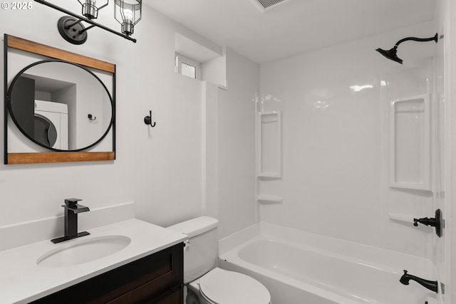 11744 SW 61st Ave, Portland, OR 97219 - full bath featuring washer / dryer, vanity, and shower / bath combination