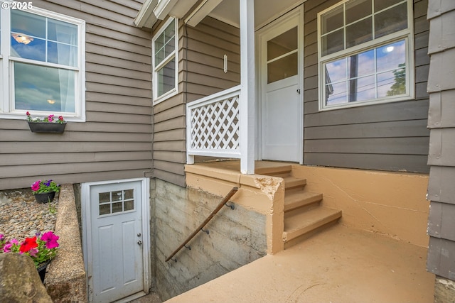 view of property entrance