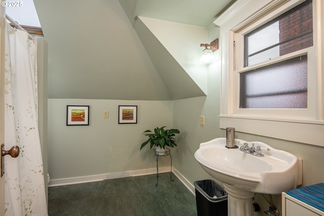 1034 Lawrence St, Eugene, OR 97401 - full bathroom featuring baseboards and lofted ceiling