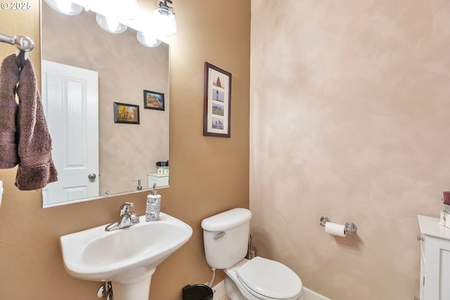 12130 SW Kelly Ln, Tigard, OR 97223 - bathroom with a sink and toilet