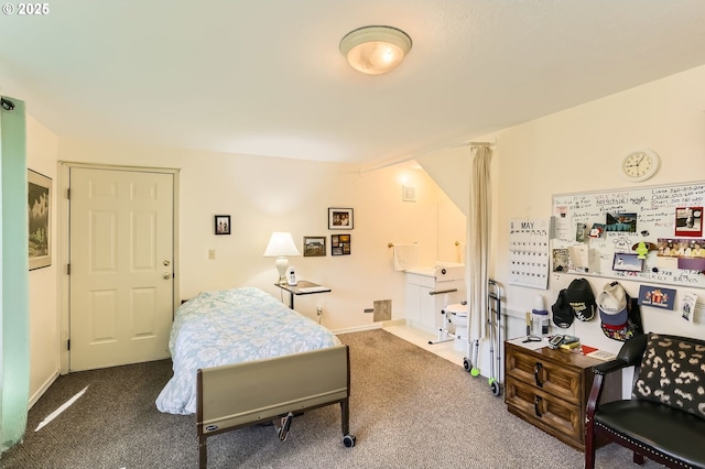 17180 NW Joscelyn St, Beaverton, OR 97006 - carpeted bedroom with baseboards