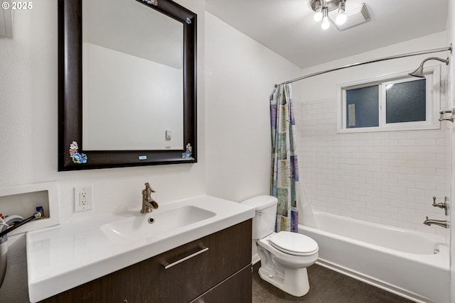 full bathroom with shower / bath combination with curtain, vanity, and toilet