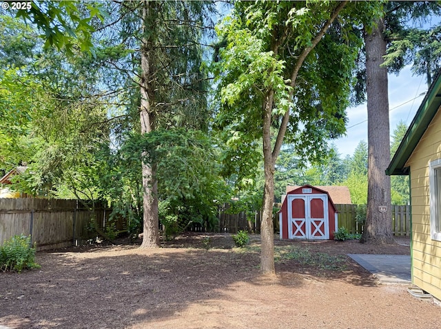14108 NE 94th St, Vancouver, WA 98682 - fenced backyard featuring a storage shed