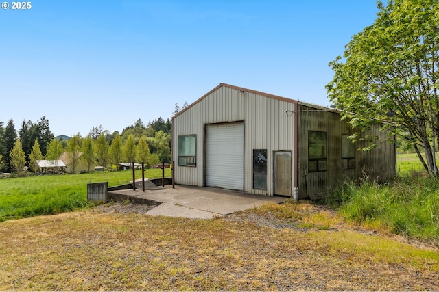 view of outbuilding with an outbuilding