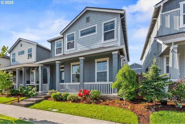 traditional-style house featuring a porch