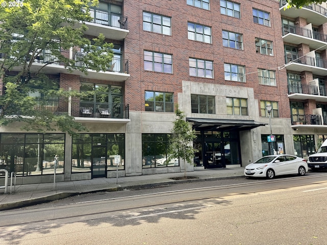 821 NW 11th Ave Unit 315, Portland, OR 97209 - view of apartment building / complex