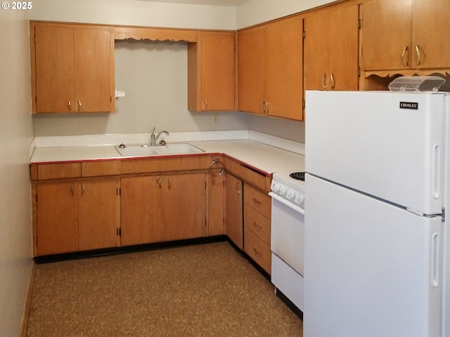 923 S Fir St, Salem, OR 97302 - kitchen featuring white appliances, a sink, and light countertops