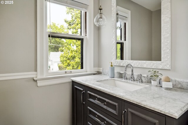 3622 NE Hassalo St, Portland, OR 97232 - bathroom featuring vanity