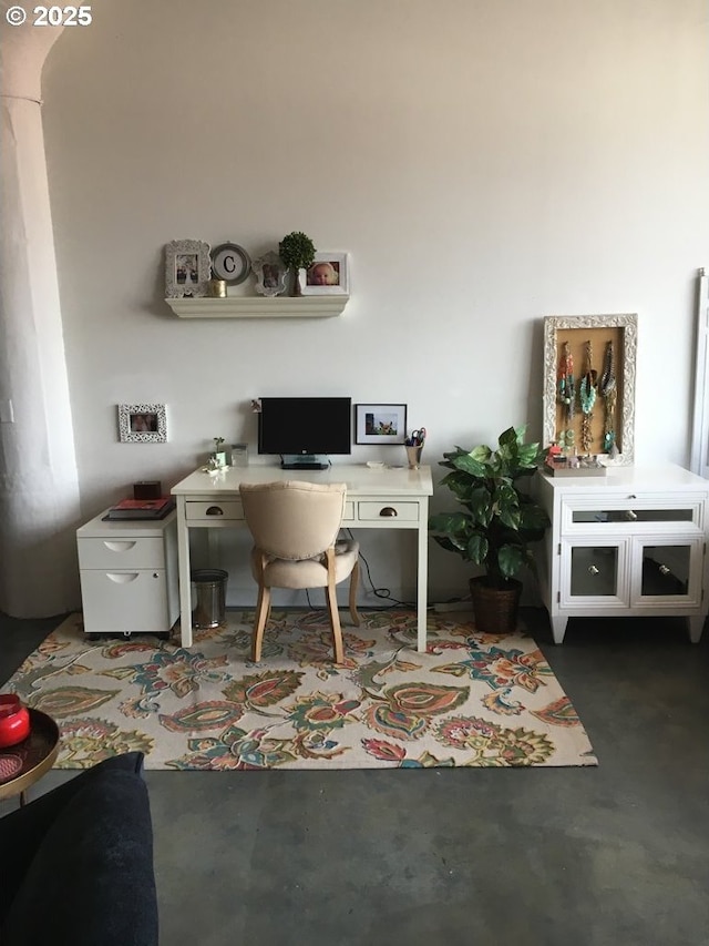 1314 NW Irving St Unit 613, Portland, OR 97209 - home office with finished concrete floors