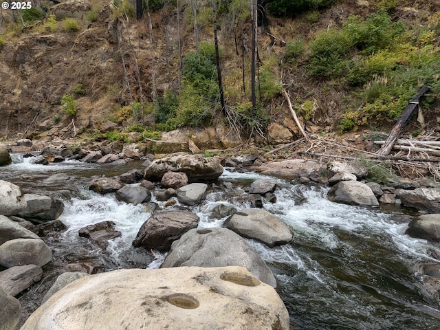 1021 Rock Creek Rd, Idleyld Park, OR 97447