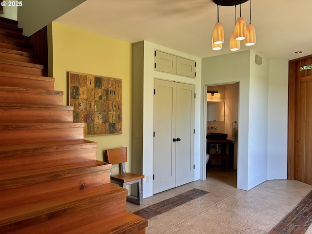 85789 Allbritain Ln, Eugene, OR 97405 - view of staircase