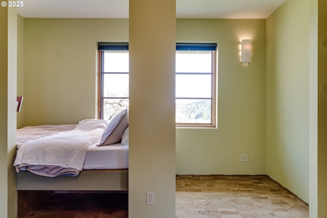 85789 Allbritain Ln, Eugene, OR 97405 - bedroom featuring multiple windows