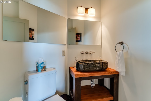 85789 Allbritain Ln, Eugene, OR 97405 - bathroom featuring toilet