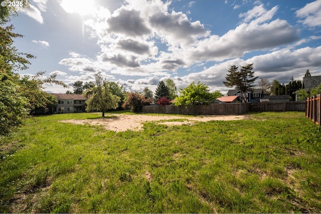 15915 SE Harold Ave, Milwaukie, OR 97267 - view of yard featuring fence