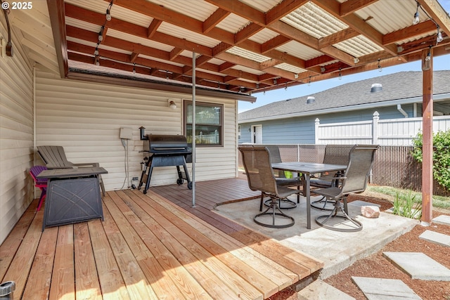 625 SE 7th Pl, Canby, OR 97013 - deck with outdoor dining area, grilling area, and a patio