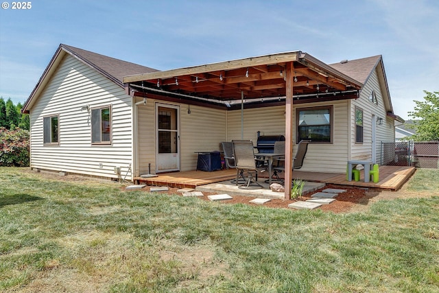 625 SE 7th Pl, Canby, OR 97013 - rear view of property with a wooden deck and a shingled roof