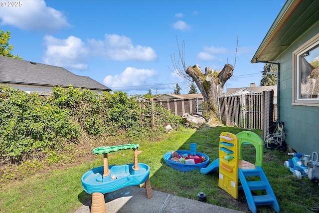 208 E 3rd St, Molalla, OR 97038 - view of yard