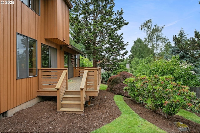 10315 SW 28th Ave, Portland, OR 97219 - view of yard featuring a deck