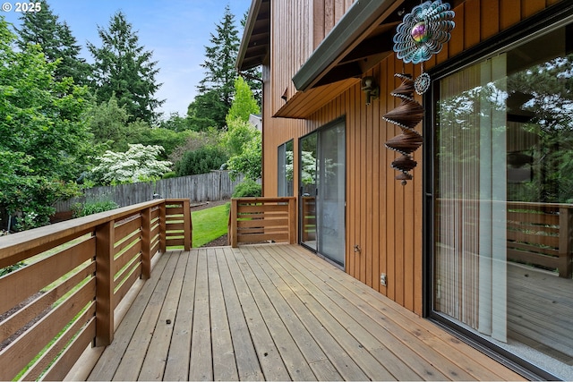 10315 SW 28th Ave, Portland, OR 97219 - view of wooden deck