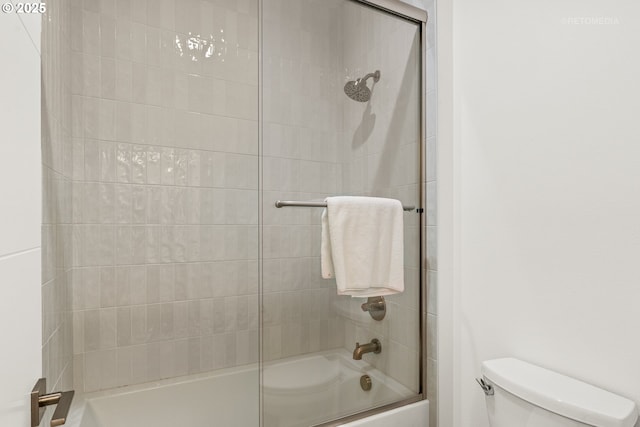 2417 E 6th St, Vancouver, WA 98661 - full bathroom featuring combined bath / shower with glass door and toilet