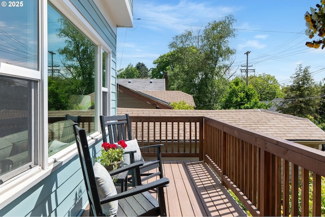 17 S Curry St, Portland, OR 97239 - view of wooden deck