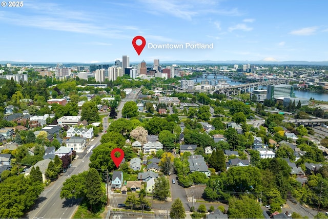 17 S Curry St, Portland, OR 97239 - aerial view of property's location featuring nearby urban area