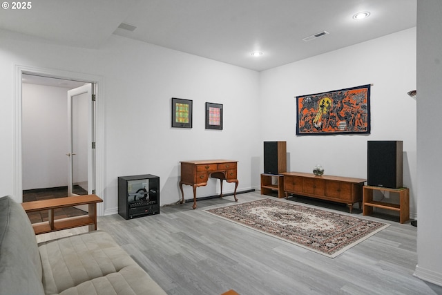 50 SE Avondale Ct, Gresham, OR 97080 - sitting room featuring wood finished floors, baseboards, and recessed lighting