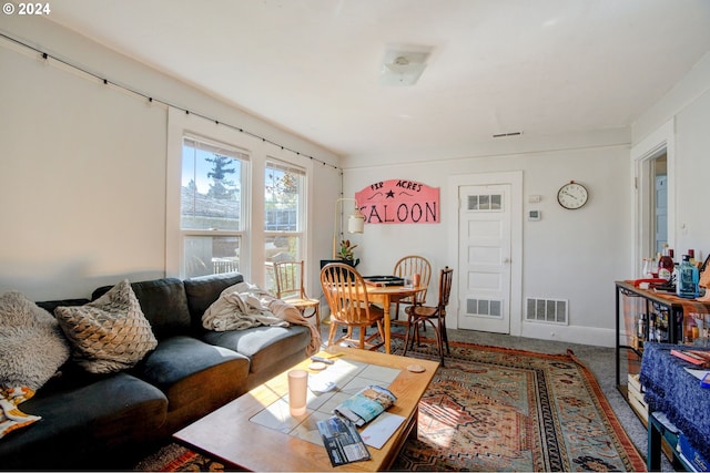 living room with carpet flooring