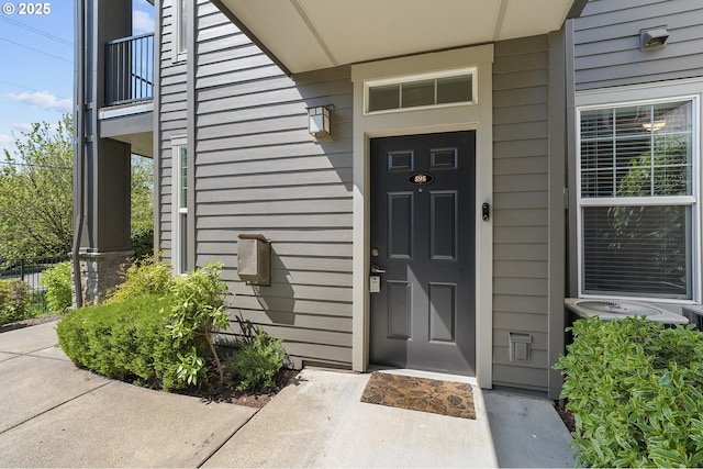 595 Springtree Ln, West Linn, OR 97068 - view of exterior entry