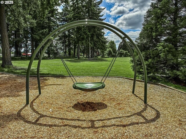 1220 NE 196th Ave, Portland, OR 97230 - community jungle gym with a yard