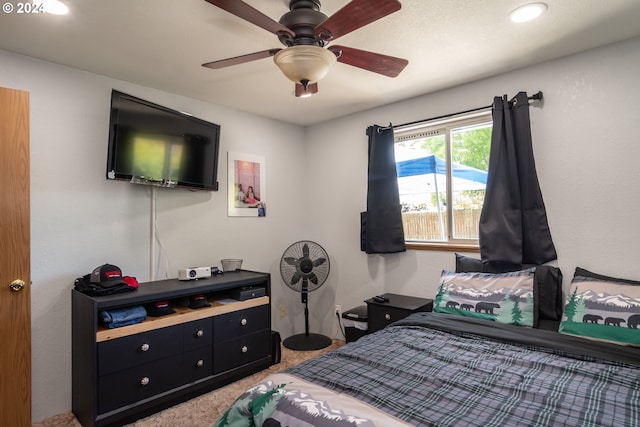 bedroom featuring ceiling fan