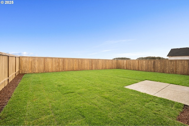 5954 Henshaw St SE, Albany, OR 97322 - view of yard with a patio area