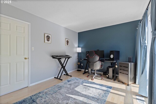 1735 NW Lakeway Ln, Beaverton, OR 97006 - office space with wood finished floors and baseboards
